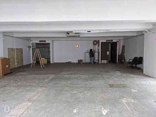Shek Tong Tsui - Hong Kong Industrial Building 02