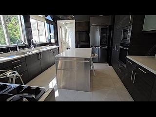 The Peak - Guildford Court 06