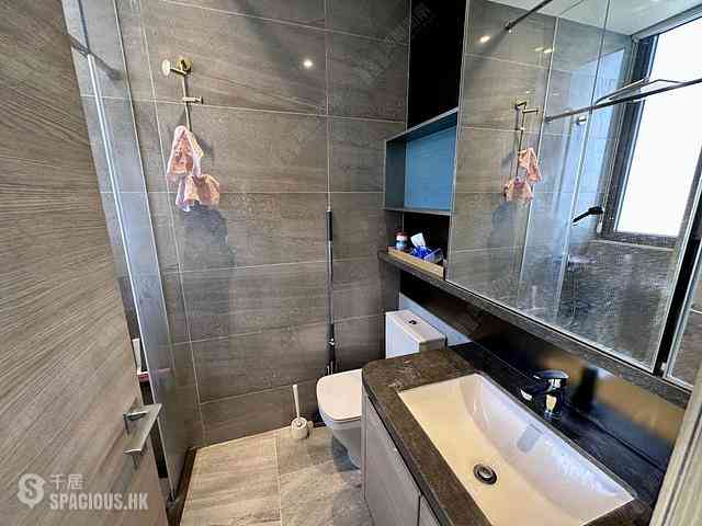 Pak Shek Kok - Solaria Tower 5 06