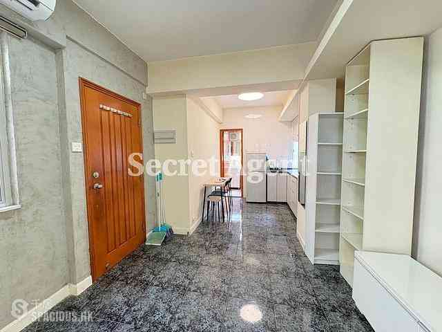 Sai Ying Pun - 300-302, Queen's Road West 03