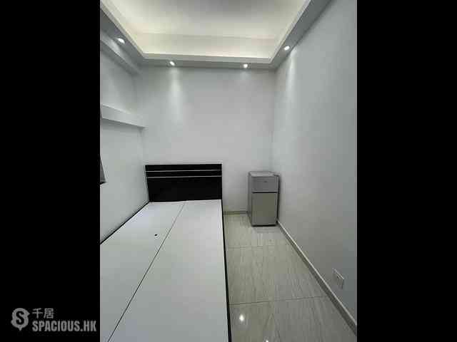 Mong Kok - Sincere House 03
