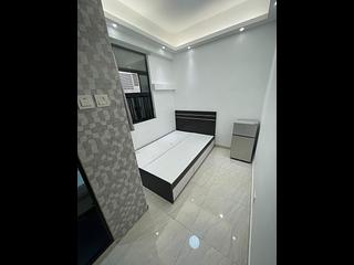Mong Kok - Sincere House 04