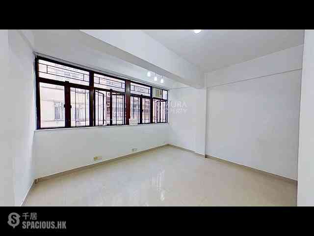Wan Chai - Thompson Building 04