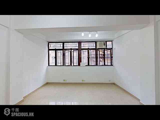 Wan Chai - Thompson Building 05