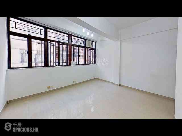 Wan Chai - Thompson Building 11