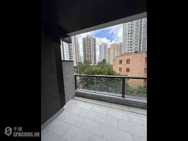Shau Kei Wan - Oria 03