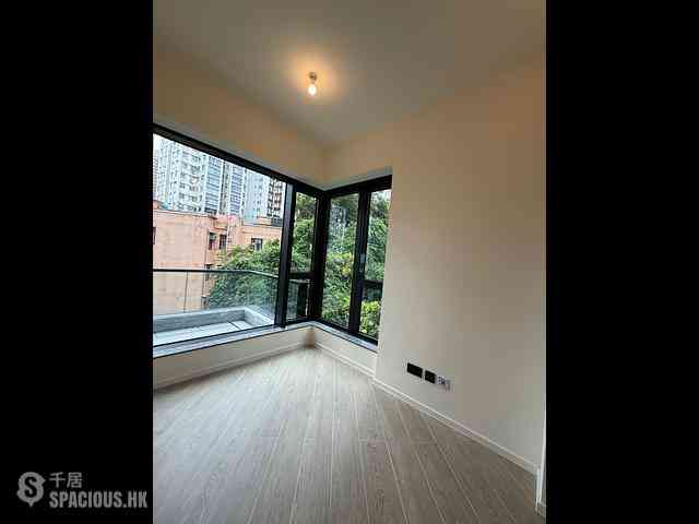 Shau Kei Wan - Oria 13