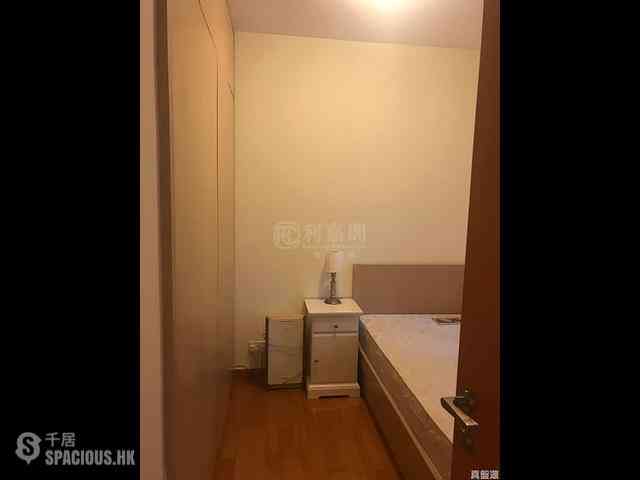 Wan Chai - The Zenith Phase 1 Block 2 07