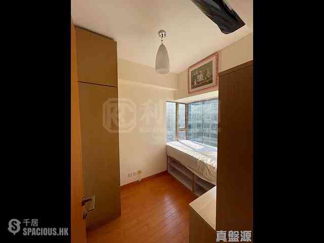 Wan Chai - The Zenith Phase 1 Block 3 05