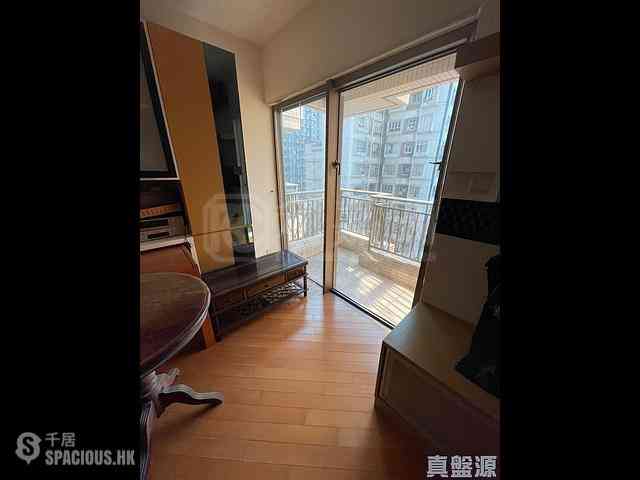 Wan Chai - The Zenith Phase 1 Block 3 07