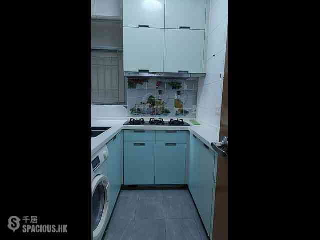 Tung Chung - Coastal Skyline Phase 1 Block 1 08