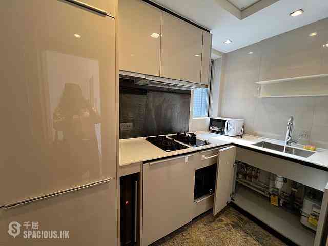 Tung Chung - Century Link Phase 1 Tower 3B 02