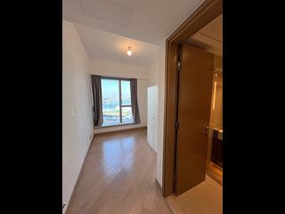 Tung Chung - Century Link Phase 1 Tower 3B 05