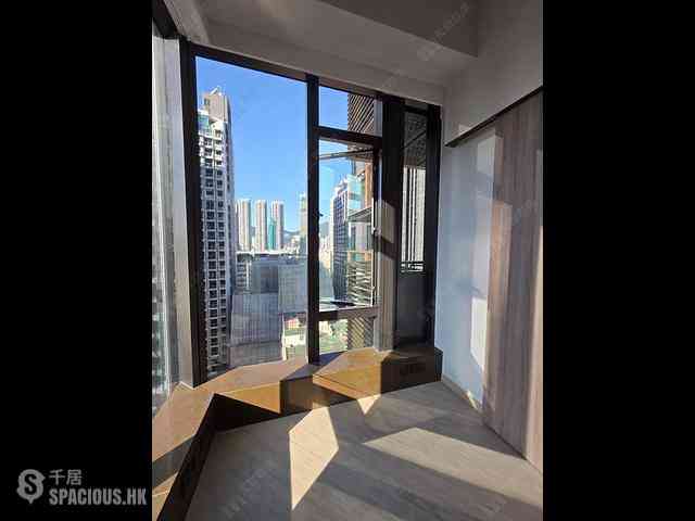 Tai Kok Tsui - Square Mile Phase 5 Gateway · Square Mile 02