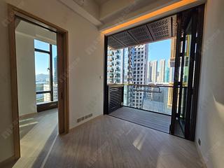 Tai Kok Tsui - Square Mile Phase 5 Gateway · Square Mile 04