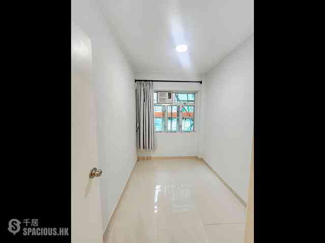 Quarry Bay - Kam Hoi Mansion 05