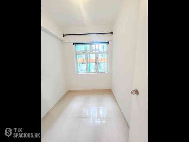 Quarry Bay - Kam Hoi Mansion 06