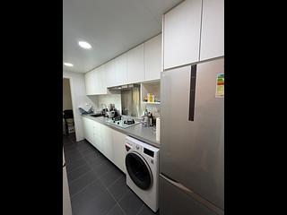 Tseung Kwan O - Tseung Kwan O Plaza Phase 2 Block 7 03