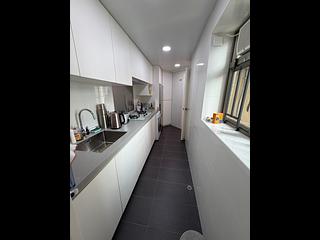 Tseung Kwan O - Tseung Kwan O Plaza Phase 2 Block 7 04
