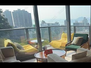 Mid Levels West - University Heights Tower 2 02