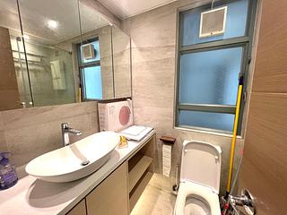 Tung Chung - Tung Chung Crescent 11