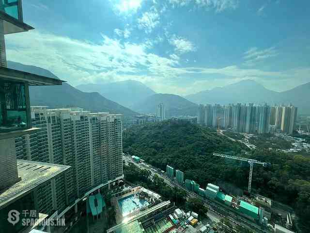 Tung Chung - Tung Chung Crescent 10