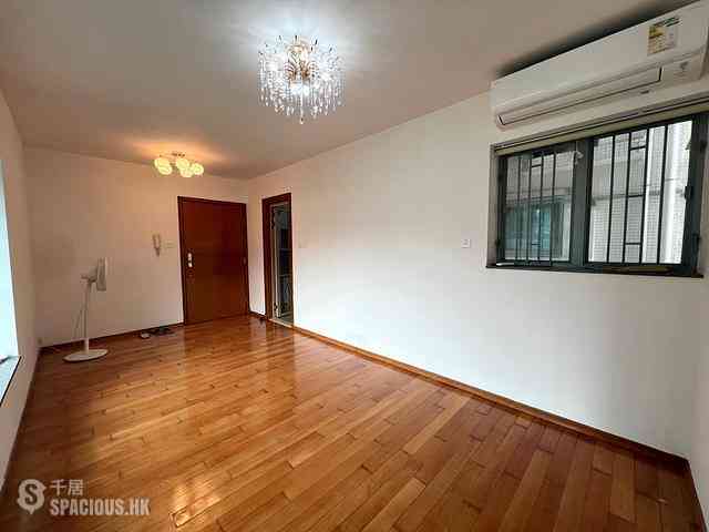 Tung Chung - Seaview Crescent Block 2 01