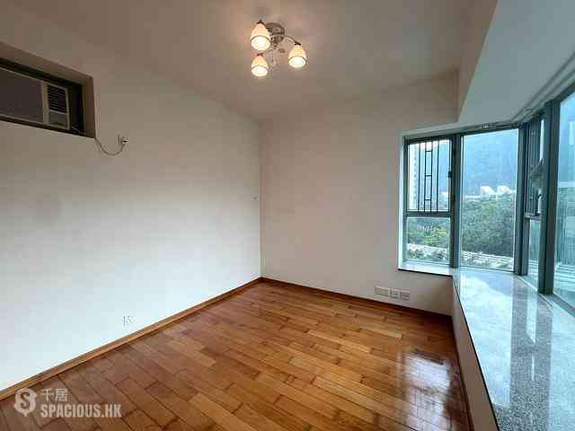 Tung Chung - Seaview Crescent Block 2 05