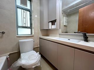 Tung Chung - Seaview Crescent Block 2 08