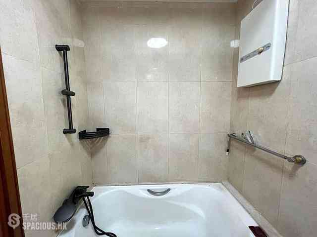 Tung Chung - Seaview Crescent Block 2 09