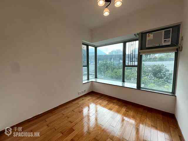 Tung Chung - Seaview Crescent Block 2 03