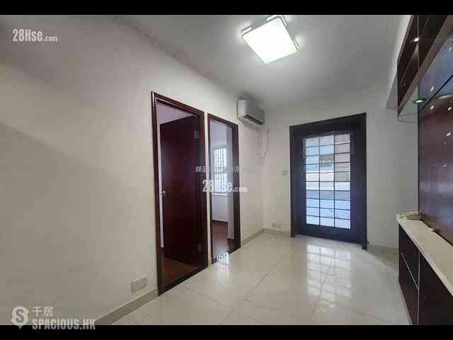 North Point - Yu Wai Mansion 03