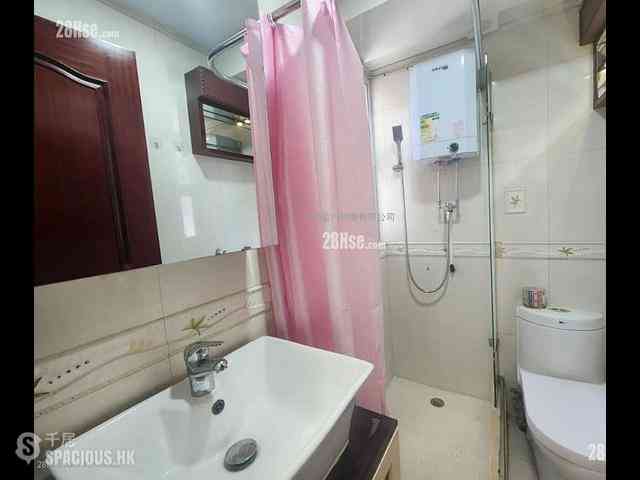 North Point - Yu Wai Mansion 07