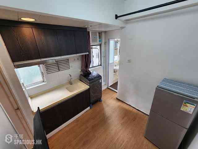 Sai Ying Pun - Wing Wah Building 03