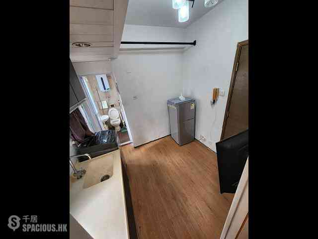Sai Ying Pun - Wing Wah Building 05