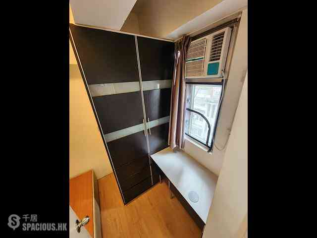 Sai Ying Pun - Wing Wah Building 07