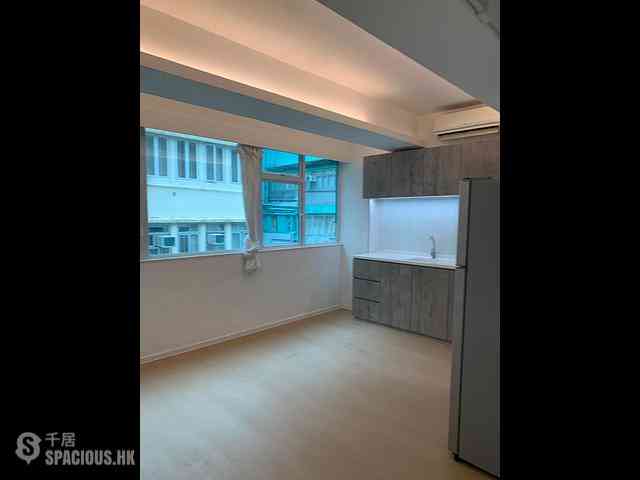 Poho - 18-20, Upper Station Street 03