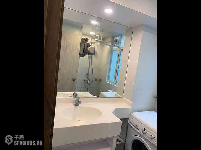 Poho - 18-20, Upper Station Street 18