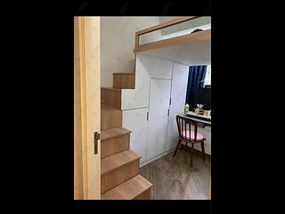 Quarry Bay - The Orchards Block 2 03