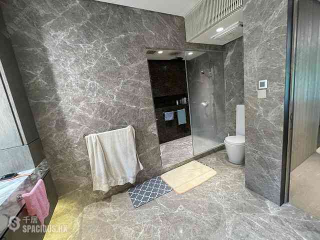 Tai Po - The Balmoral Block 3 06