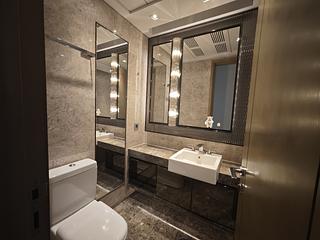 North Point - Victoria Harbour Phase 1B Tower 1 14
