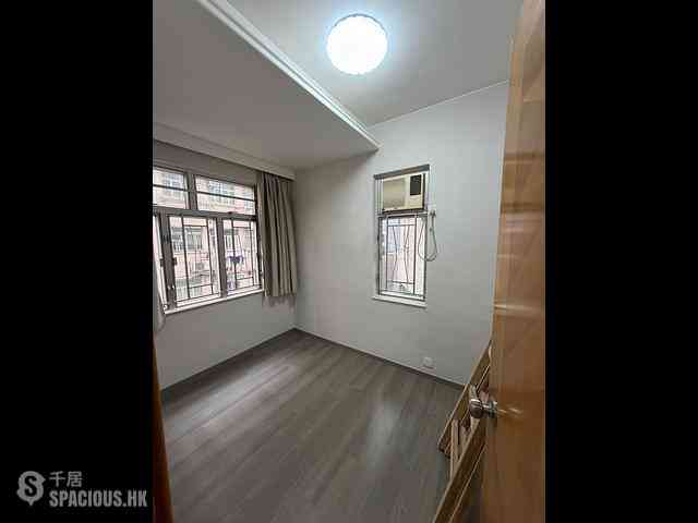 Causeway Bay - Hoi Hing Building 02