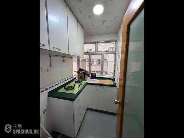 Causeway Bay - Hoi Hing Building 04
