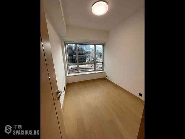 Wong Chuk Hang - Marinella Block 3 02