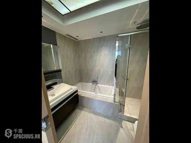 Wong Chuk Hang - Marinella Block 3 06