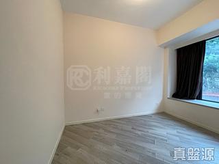 North Point - Fleur Pavilia Tower 2 03