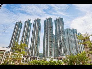 Lohas Park - Lohas Park Phase 11C Villa Garda II Tower 2A 06