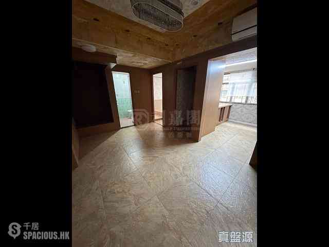 North Point - Hang Ying House 02
