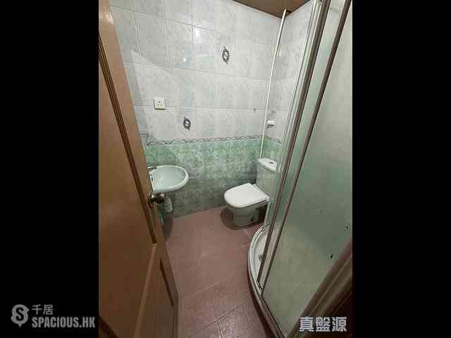 North Point - Hang Ying House 04