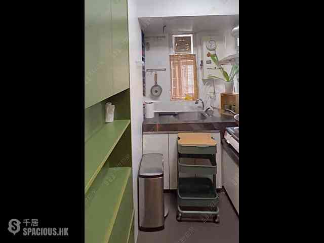 Shek Tong Tsui - Kwan Yick Building Phase 2 09